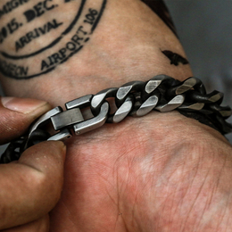 Classic Six-sided Grind Stainless Steel Men's Bracelet
