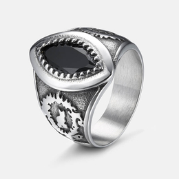 Retro Pattern Black Gemstone Stainless Steel Ring