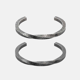 Retro Twisted Great Wall Pattern Stainless Steel Bracelet